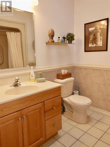 96 Mcneice St, Sault Ste. Marie, ON - Indoor Photo Showing Bathroom