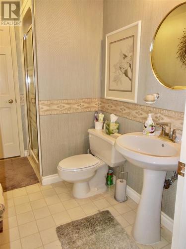 96 Mcneice St, Sault Ste. Marie, ON - Indoor Photo Showing Bathroom