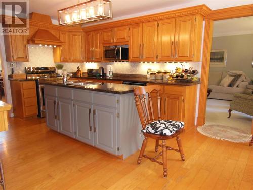 96 Mcneice St, Sault Ste. Marie, ON - Indoor Photo Showing Kitchen