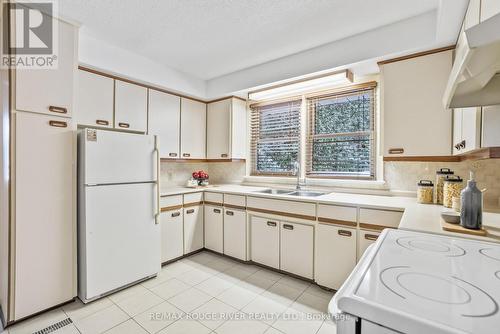 74 Forest Rd, Ajax, ON - Indoor Photo Showing Kitchen With Double Sink