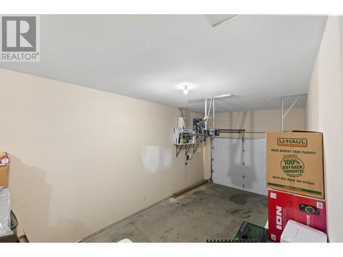 940 Mayfair Road, Kelowna, BC - Indoor Photo Showing Garage
