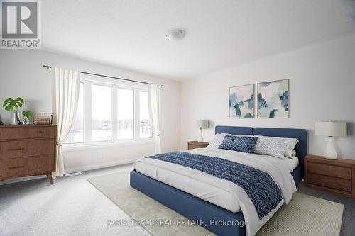 48 Nicort Rd, Wasaga Beach, ON - Indoor Photo Showing Bedroom