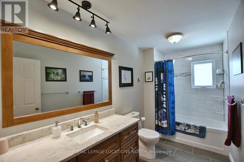 21 Kelley Cres, Wasaga Beach, ON - Indoor Photo Showing Bathroom