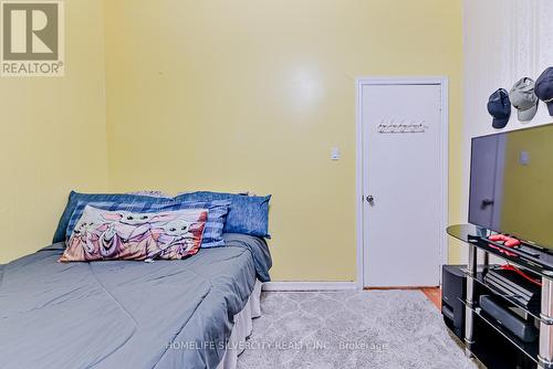 1 Inlet Mews, Toronto, ON - Indoor Photo Showing Bedroom