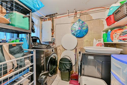 1 Inlet Mews, Toronto, ON - Indoor Photo Showing Laundry Room