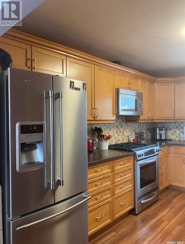 117 Coronation Drive, Canora, SK - Indoor Photo Showing Kitchen With Stainless Steel Kitchen