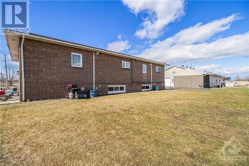 17 Industrial Drive, Chesterville, ON - Outdoor With Exterior