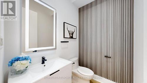 339 Pine Cove Road, Burlington, ON - Indoor Photo Showing Bathroom