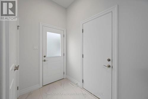 572 Chelton Road, London, ON - Indoor Photo Showing Other Room