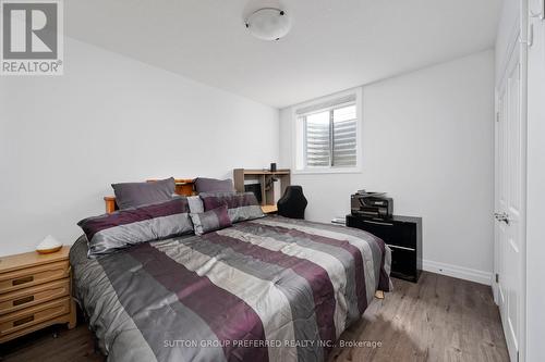 572 Chelton Rd, London, ON - Indoor Photo Showing Bedroom