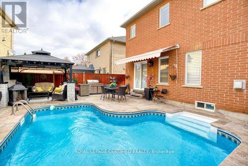 3 Hillpath Cres, Brampton, ON - Outdoor With In Ground Pool With Exterior