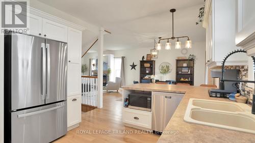 9263 Furnival Road, West Elgin, ON - Indoor Photo Showing Kitchen With Double Sink