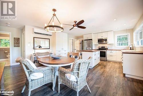 340 Healey Lake, Archipelago South, ON - Indoor Photo Showing Dining Room