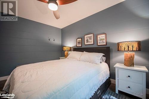 340 Healey Lake, Archipelago South, ON - Indoor Photo Showing Bedroom