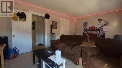 158 William St, Pembroke, ON - Indoor Photo Showing Living Room