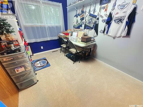115 14Th Avenue Se, Swift Current, SK - Indoor Photo Showing Other Room