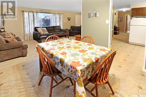 115 14Th Avenue Se, Swift Current, SK - Indoor Photo Showing Dining Room