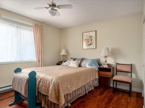 755 Newcastle Ave, Parksville, BC - Indoor Photo Showing Bedroom