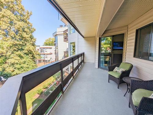 309-1560 Hillside Ave, Victoria, BC - Outdoor With Balcony With Exterior