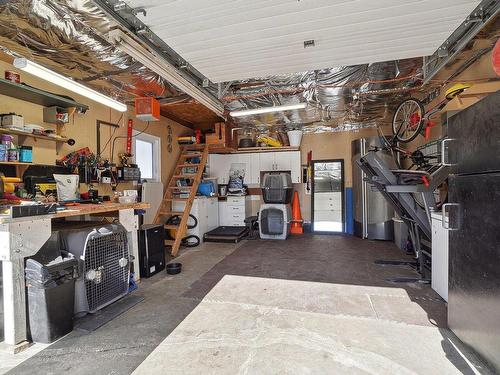 Grange - 33 65E Avenue, Saint-Eustache, QC - Indoor Photo Showing Garage