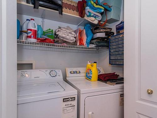 Laundry room - 3145A Ch. D'Oka, Sainte-Marthe-Sur-Le-Lac, QC - Indoor Photo Showing Laundry Room