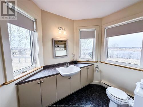 300 Coates Mills Rd, Sainte-Marie-De-Kent, NB - Indoor Photo Showing Bathroom