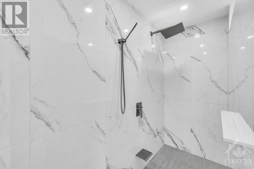 6931 Notre Dame Street, Ottawa, ON - Indoor Photo Showing Bathroom