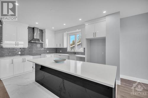 6931 Notre Dame Street, Ottawa, ON - Indoor Photo Showing Kitchen With Upgraded Kitchen
