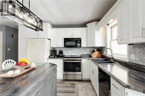 203 Forler Street, Neustadt, ON - Indoor Photo Showing Kitchen With Double Sink