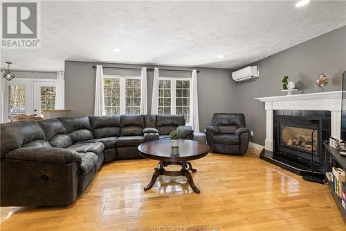 129 Country Club Rd, Riverview, NB - Indoor Photo Showing Living Room With Fireplace