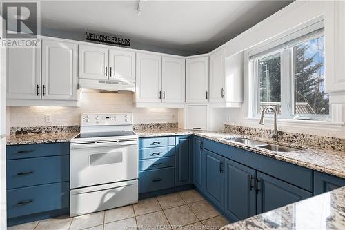 18 Foxwood Dr, Moncton, NB - Indoor Photo Showing Kitchen With Double Sink