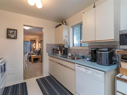 1-748 Meaford Ave, Langford, BC - Indoor Photo Showing Kitchen With Double Sink