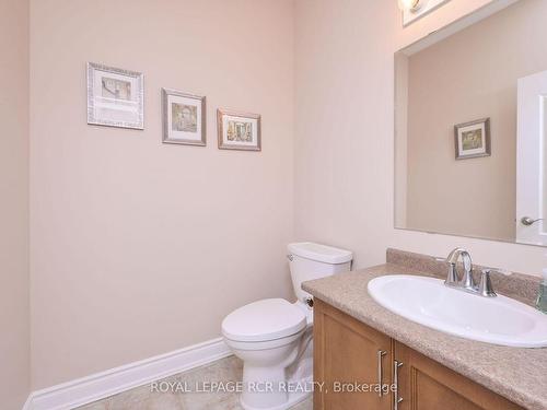 154 Ridge Way, New Tecumseth, ON - Indoor Photo Showing Bathroom