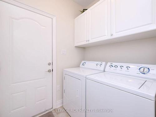 154 Ridge Way, New Tecumseth, ON - Indoor Photo Showing Laundry Room