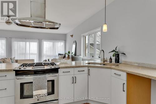 81 Glassford Road, Kawartha Lakes, ON - Indoor Photo Showing Kitchen