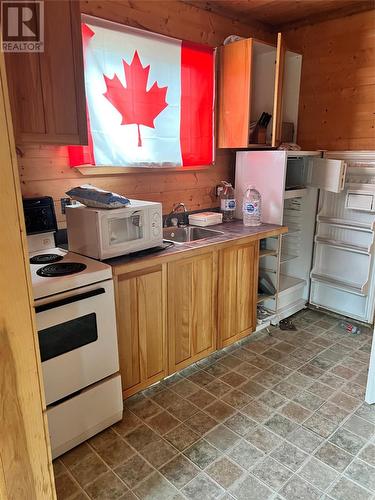 7A Boy Scout Road, George'S Lake, NL - Indoor Photo Showing Kitchen