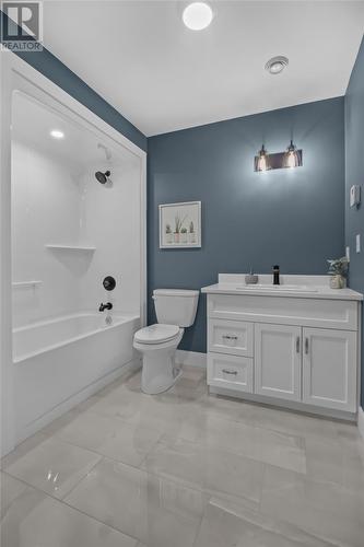 8 Tullamore Street, St. John'S, NL - Indoor Photo Showing Bathroom