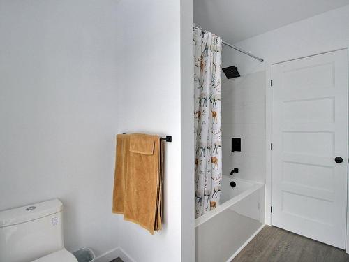 Salle de bains - 2363 Rue Montrose, Rouyn-Noranda, QC - Indoor Photo Showing Bathroom