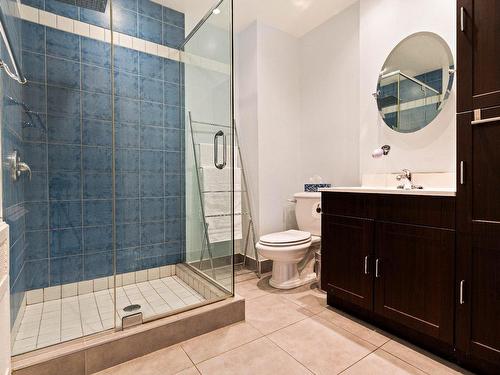 Bathroom - 4907 Av. De Melrose, Montréal (Côte-Des-Neiges/Notre-Dame-De-Grâce), QC - Indoor Photo Showing Bathroom