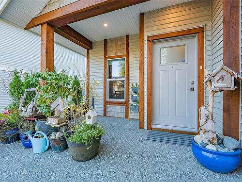 4117 Emerald Woods Pl, Nanaimo, BC - Outdoor With Exterior