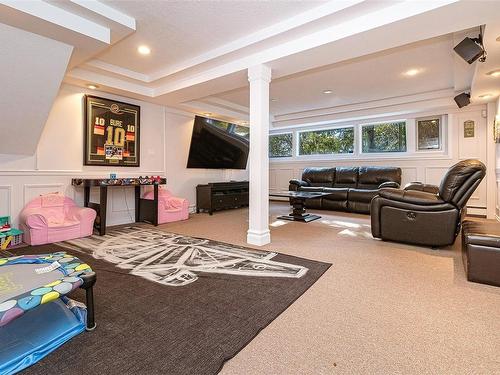 944 Kentwood Terr, Saanich, BC - Indoor