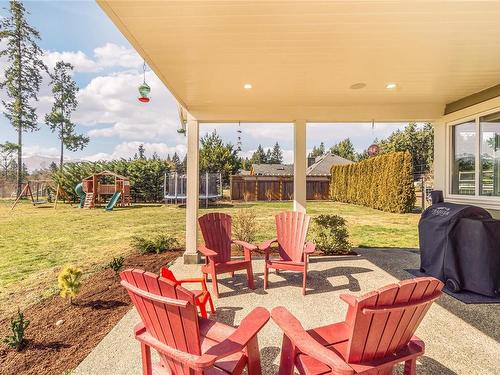 2070 Sun King Rd, Coombs, BC - Outdoor With Deck Patio Veranda With Exterior