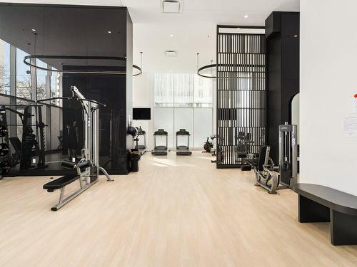 Exercise room - 408-2320 Rue Tupper, Montréal (Ville-Marie), QC - Indoor Photo Showing Gym Room
