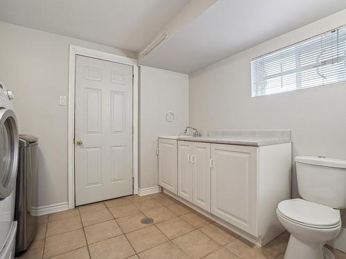 Powder room - 5070 Boul. Samson, Laval (Chomedey), QC - Indoor Photo Showing Other Room