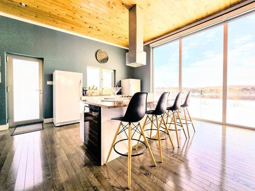 Kitchen - 4740 Boul. Trudel E., Saint-Boniface, QC - Indoor Photo Showing Dining Room