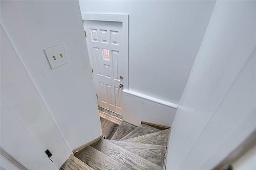 15 Carrick Avenue, Hamilton, ON - Indoor Photo Showing Other Room