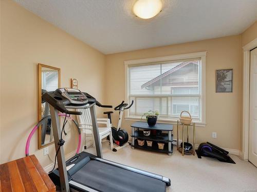 5-172 Belmont Rd, Colwood, BC - Indoor Photo Showing Gym Room