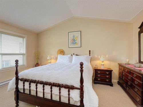 5-172 Belmont Rd, Colwood, BC - Indoor Photo Showing Bedroom