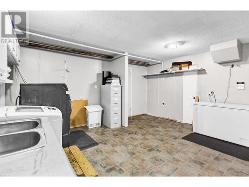 1300 Babine Crescent, Prince George, BC - Indoor Photo Showing Laundry Room