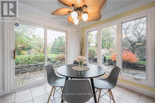 387 Scenic Drive, Brant, ON - Indoor Photo Showing Dining Room